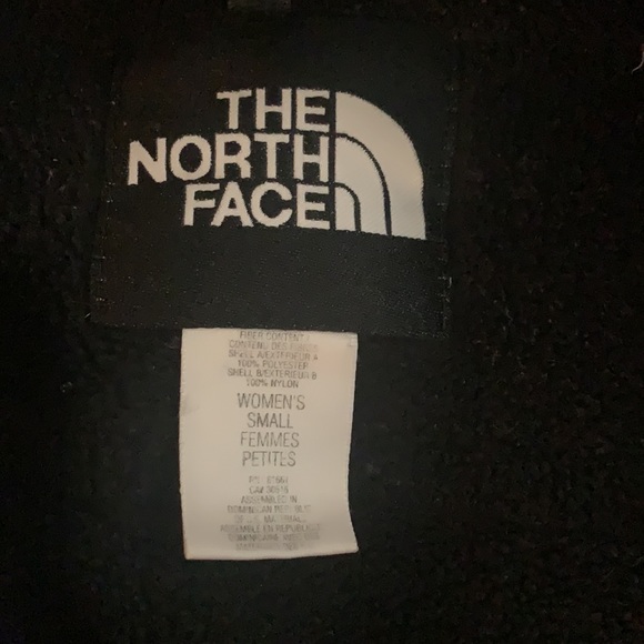 North Face Fleece Jacket - Picture 2 of 5